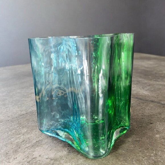 Southern Living Green Clear and Blue Art Glass Vase Abstract Shape Glass Vase - Picture 3 of 16